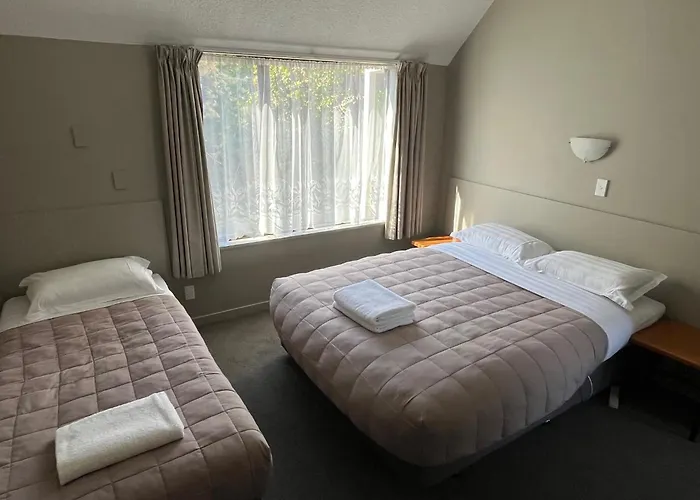 麦卢卡新月汽车旅馆 汽车旅馆 瓦纳卡